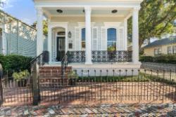 Historic Home Exterior Painting & Restoration in New Orleans' Garden District